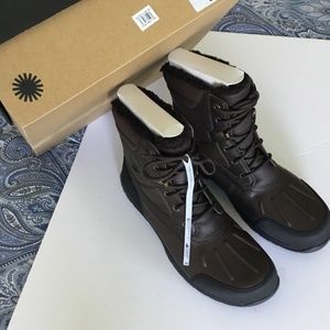 Ugg’s Men’s 12 Felton winter boots. New in box
